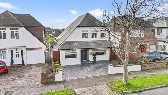 4 Bedroom Detached House For Sale In Alinora Crescent, Goring-By-Sea, Worthing, BN12