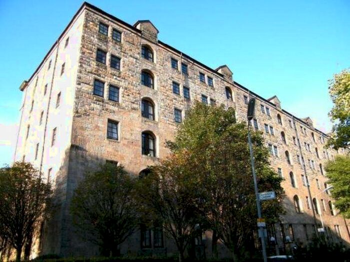2 Bedroom Flat To Rent In Bed At Bell Street, Glasgow, G4