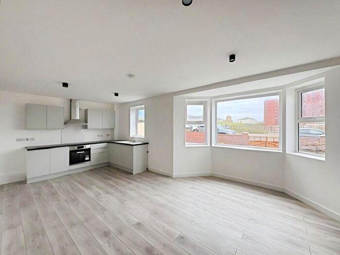 2 Bedroom Apartment To Rent In Warley Road, Blackpool, Lancashire, FY1