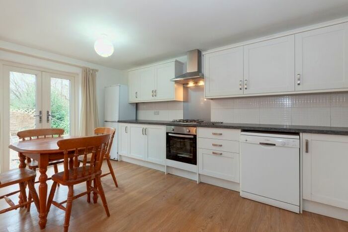 2 Bedroom Semi-Detached House To Rent In Bagley Wood Road, Kennington, Oxford, OX1