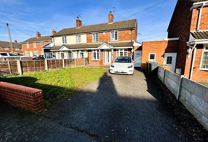 2 Bedroom Semi Detached House To Rent In Ewart Road, Walsall, WS2