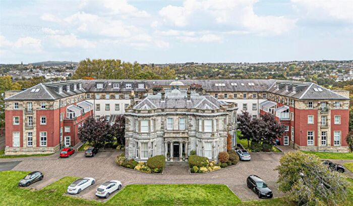 3 Bedroom Flat For Sale In St Leonards Hill, Queensferry Road, Dunfermline, KY11