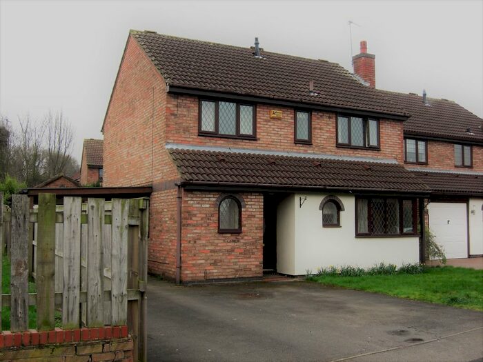 4 Bedroom Detached House To Rent In Falmouth Avenue, Normanton, WF6