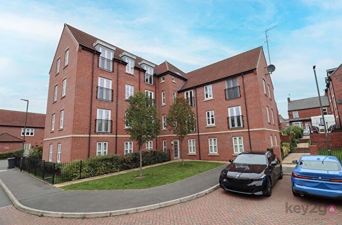 2 Bedroom Flat For Sale In Vicarage Walk, Clowne, Chesterfield, S43
