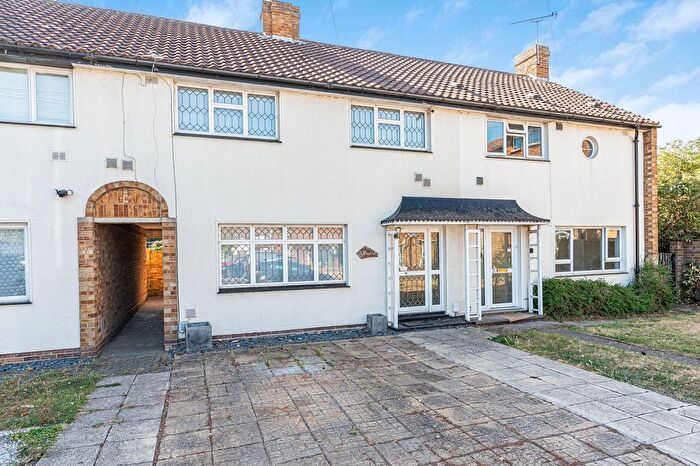 4 Bedroom Terraced House For Sale In Ensign Close, Stanwell, Staines-Upon-Thames, TW19