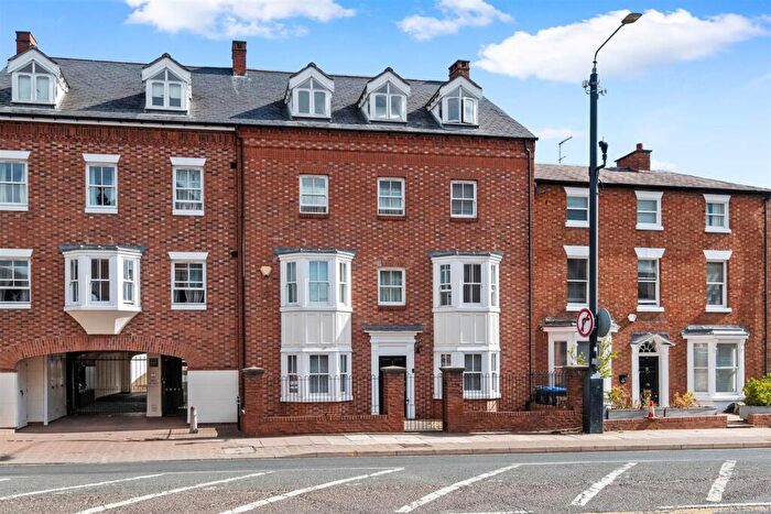 2 Bedroom Apartment For Sale In Guild Street, Stratford-Upon-Avon, CV37