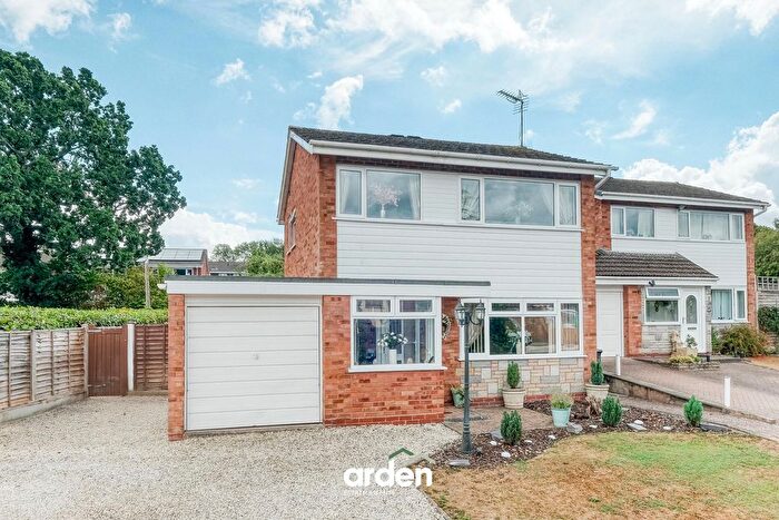 3 Bedroom Detached House For Sale In Lapworth Close, Redditch, B98