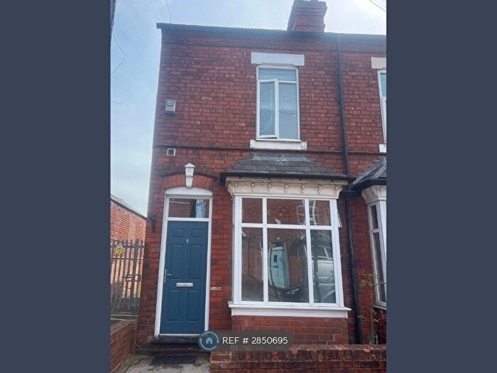 2 Bedroom End Of Terrace House To Rent In Mary Vale Road, Stirchley, B30