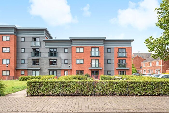 2 Bedroom Apartment To Rent In Banbury, Oxfordshire, OX16