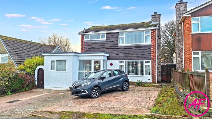 4 Bedroom Detached House For Sale In Tir Estyn, Deganwy, Conwy, LL31