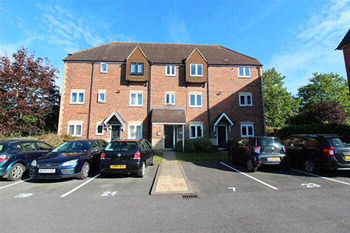 2 Bedroom Apartment To Rent In Willow Brook, Abingdon, Oxfordshire, OX14