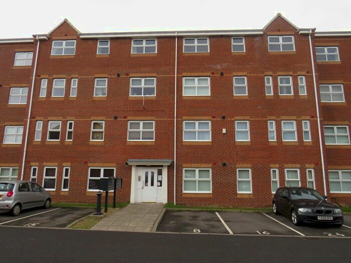 2 Bedroom Flat To Rent In Lingwood Court, Thornaby, StocktonOnTees, TS17