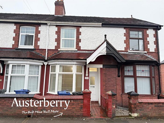 3 Bedroom End Of Terrace House To Rent In Watlands View, Newcastle, ST5