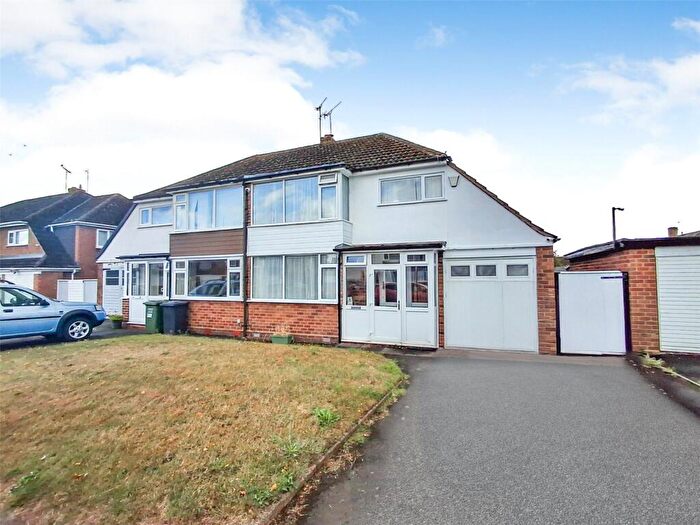3 Bedroom Semi Detached House For Sale In Derwent Avenue, Stourport-on-Severn, Worcestershire, DY13