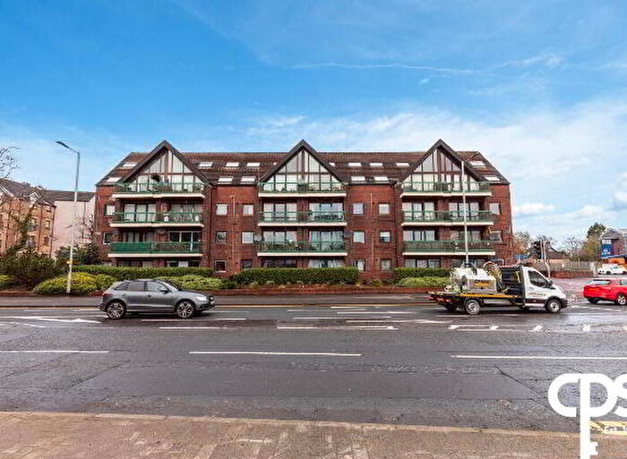 1 Bedroom Apartments To Rent In Balmoral Court, Belfast, BT9