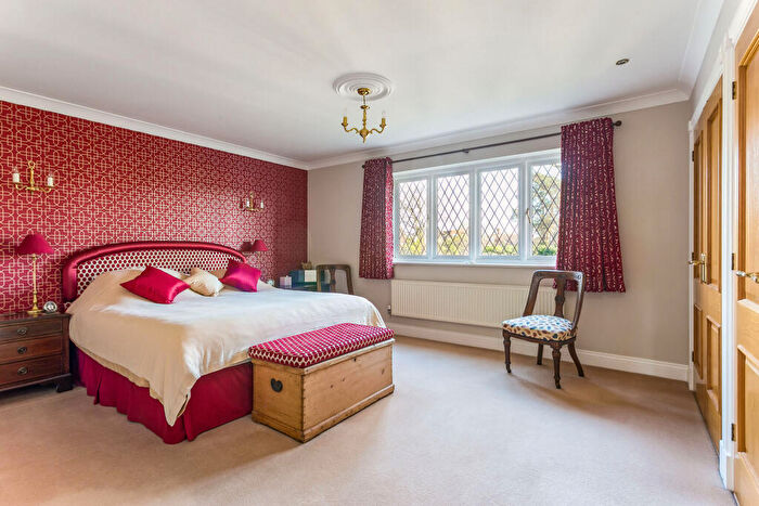 6 Bedroom Detached House For Sale In Miller Place, Gerrards Cross, SL9