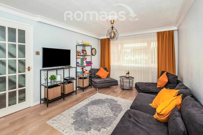 3 Bedroom Terraced House To Rent In Lent Green Lane, Burnham, Slough, SL1