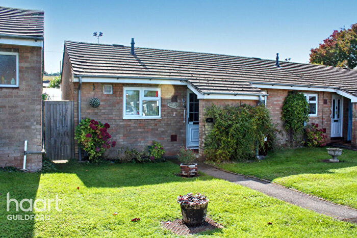 1 Bedroom Bungalow For Sale In Powell Close, Guildford, GU2