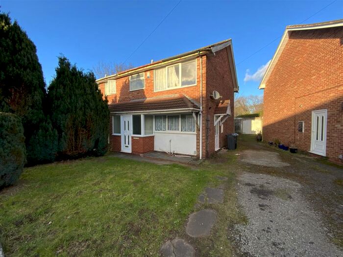 3 Bedroom Semi-Detached House To Rent In Mears Drive, Stechford, B33