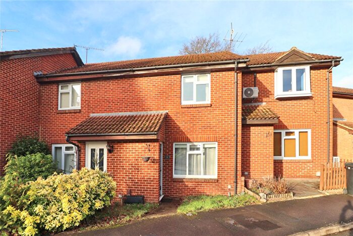 3 Bedroom Terraced House For Sale In Woking, Surrey, GU22