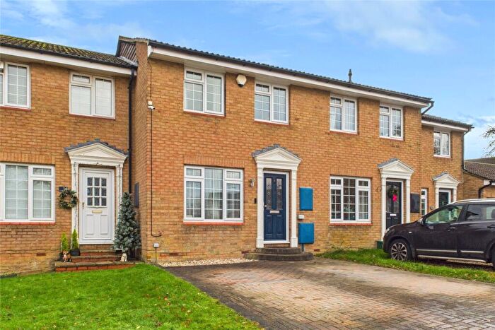 3 Bedroom Terraced House For Sale In Otterbourne Crescent, Tadley, Hampshire, RG26