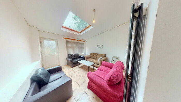 9 Bedroom Terraced House To Rent In Kensington Terrace, Hyde Park, Leeds, LS6