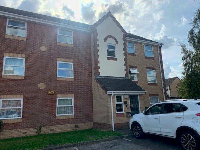 1 Bedroom Apartment To Rent In Burns Avenue, Chadwell Heath, Romford, RM6