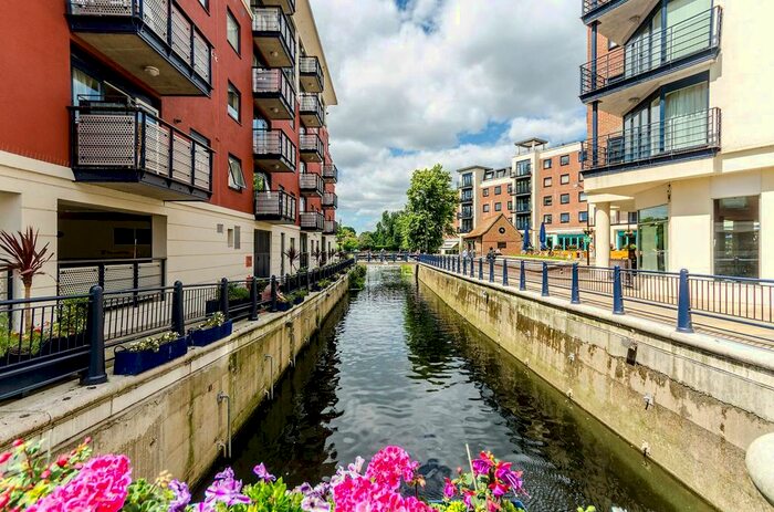 2 Bedroom Flat To Rent In Wadbrook Street, Kingston, Kingston Upon Thames, KT1