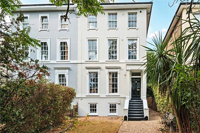1 Bedroom Flat For Sale In Shooters Hill Road, Blackheath, London, SE3
