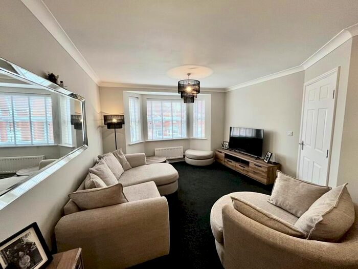 2 Bedroom Flat To Rent In Fenwick Close, Backworth, Newcastle Upon Tyne, NE27