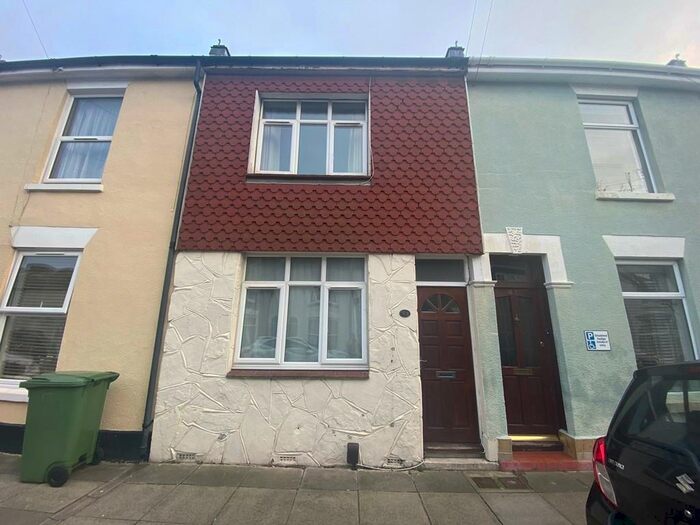 5 Bedroom Terraced House To Rent In Napier Road, Southsea, PO5