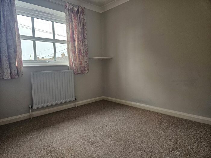 2 Bedroom End Of Terrace House To Rent In Barton Hill, Shaftesbury, Dorset, SP7