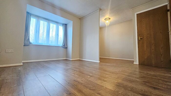 Studio To Rent In Tasker Close, Hayes, Greater London, UB3