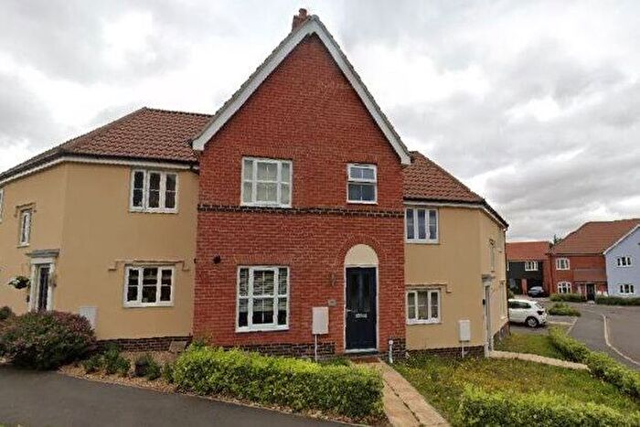 3 Bedroom Property To Rent In Brooke Way, Stowmarket, IP14