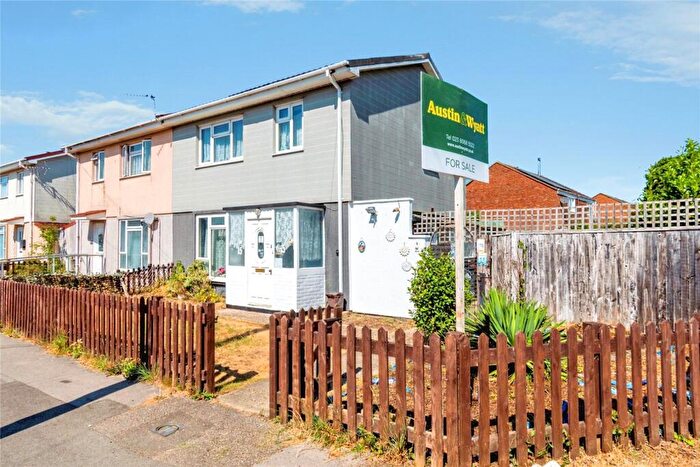 3 Bedroom House For Sale In Elgar Road, Southampton, Hampshire, SO19