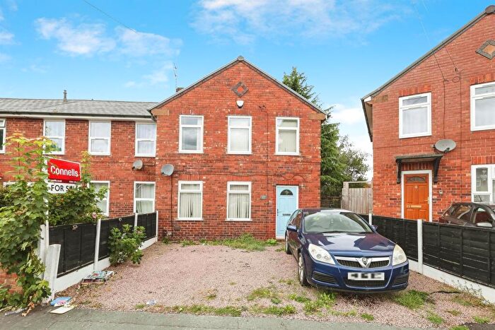 3 Bedroom End Of Terrace House For Sale In Brooklands, Stourbridge, DY8