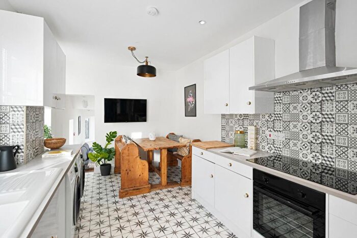 8 Bedroom Property To Rent In Lodge Causeway, Bristol, BS16