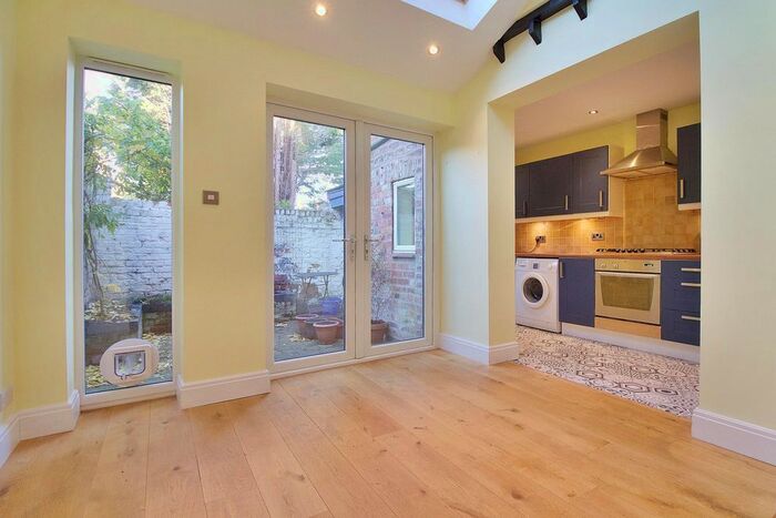 2 Bedroom Terraced House To Rent In Eldon Street, York, YO31