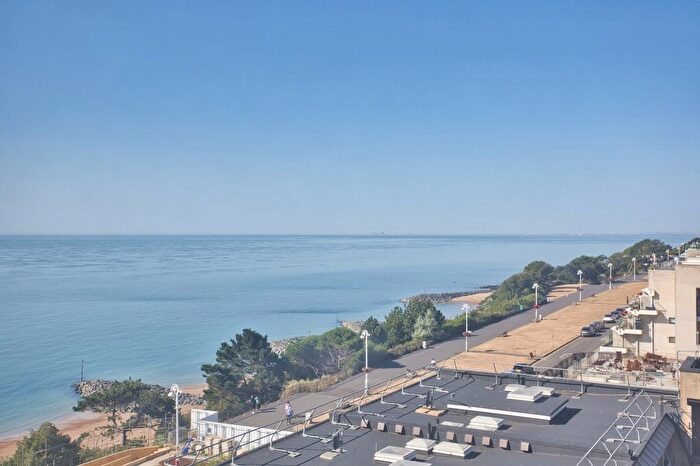 2 Bedroom Flat For Sale In The Leas, Folkestone, CT20