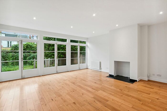 5 Bedroom Semi-Detached House To Rent In Bracken Gardens, Barnes, SW13