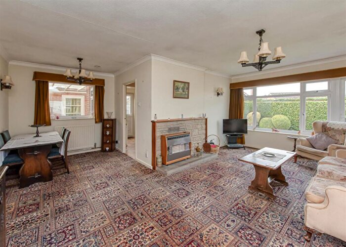 3 Bedroom Detached Bungalow For Sale In Johnsgate, Brewood, Stafford, ST19