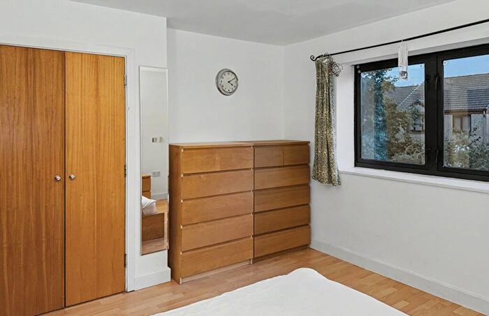 1 Bedroom Flat For Sale In Flat Watermarque, Browning Street, Birmingham, West Midlands, B16 - Photo 5