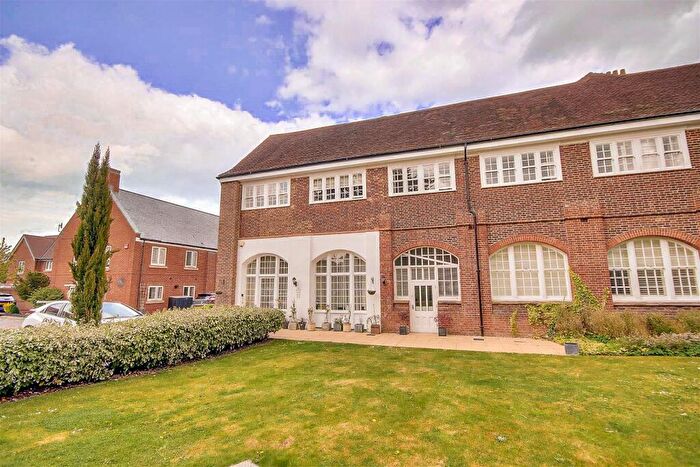 2 Bedroom Apartment To Rent In St. Michaels Place, Waterlooville, PO7