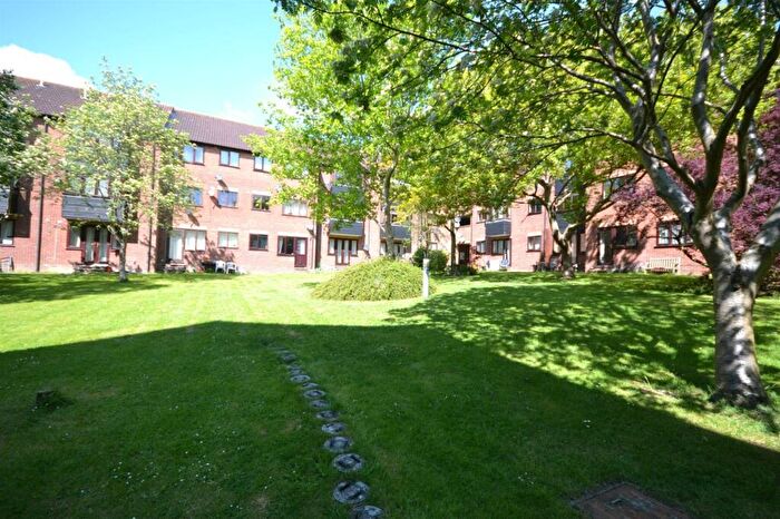 1 Bedroom Apartment To Rent In Haslers Lane, Dunmow, Essex, CM6