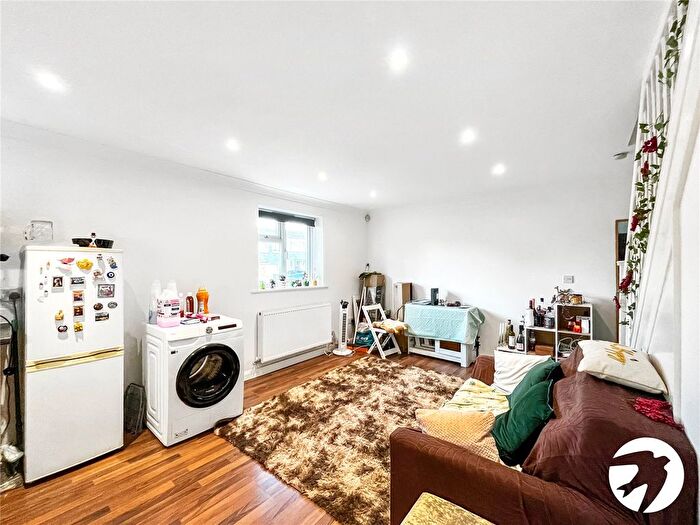 2 Bedroom End Of Terrace House For Sale In Lime Grove, Sittingbourne, Kent, ME10