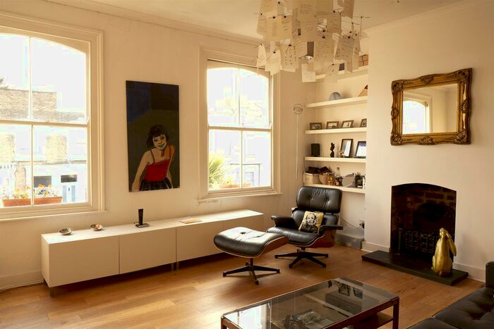 2 Bedroom Flat To Rent In Palatine Road, London, N16