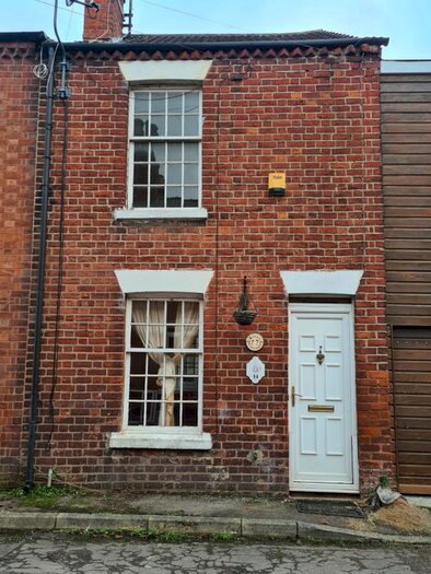 2 Bedroom Terraced House To Rent In Alney Terrace, Gloucester GL1