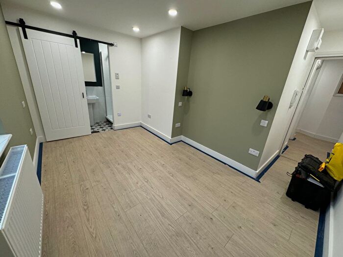 1 Bedroom Property To Rent In Castle Street, Stockport, SK3