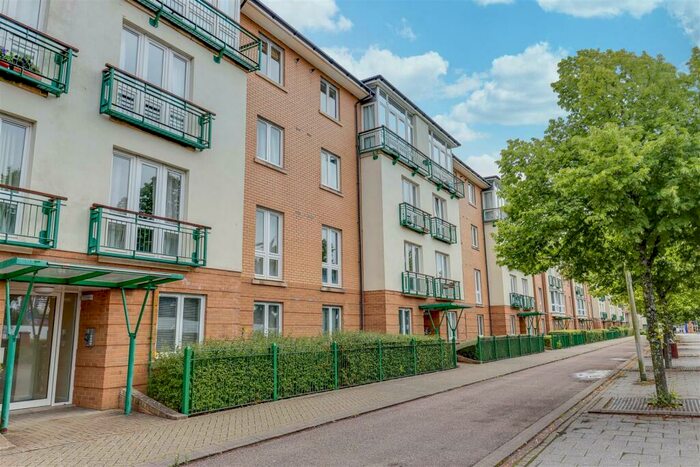 2 Bedroom Apartment To Rent In Roma House, Vellacot Close, Lloyd George Avenue, CF10