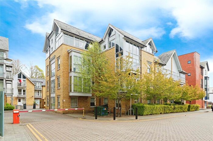 1 Bedroom Flat For Sale In Bingley Court, Canterbury, Kent, CT1
